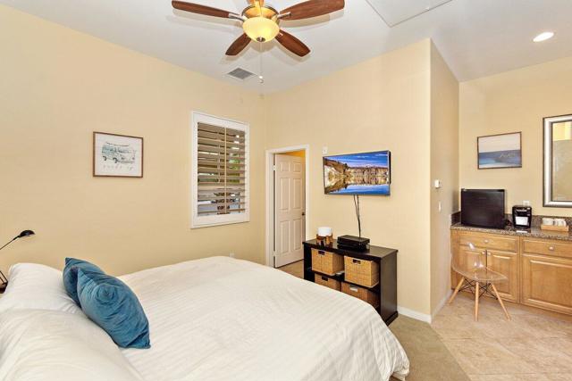 81196 Victoria Lane, La Quinta CA: https://media.crmls.org/mediaz/d4cd1ae5-3edc-42d4-92aa-f7f47b523a67.jpg