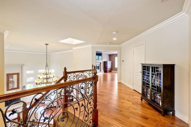 16879 Saint Andrews Drive, Poway CA: https://media.crmls.org/mediaz/d4cd94c3-054d-49fd-993e-a4d66412b43f.jpg