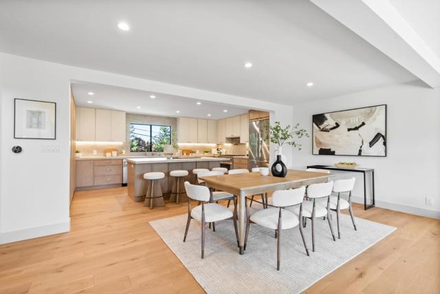 522 Summit Drive, Redwood City CA: https://media.crmls.org/mediaz/d4cdc835-75ac-4703-be0a-309079b51a8c.jpg