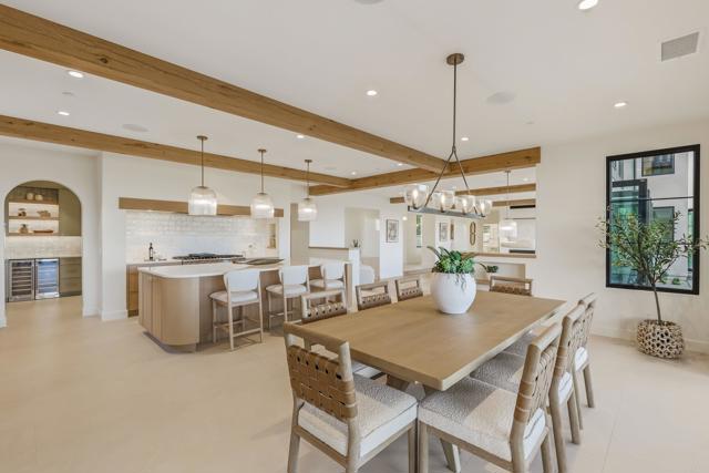 Detail Gallery Image 26 of 72 For 8341 La Jolla Scenic Dr, La Jolla,  CA 92037 - 5 Beds | 5/1 Baths