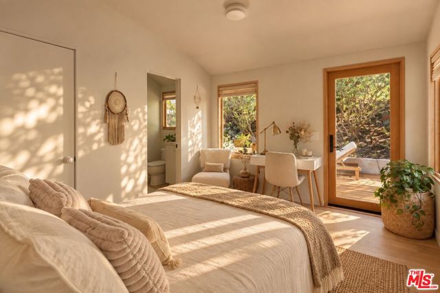 2 Bed Home for Sale in Los Angeles, California