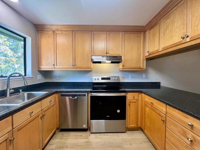 38780 Tyson Lane, Fremont CA: https://media.crmls.org/mediaz/d4cf864e-d57e-4c79-8e62-94717cdfe921.jpg