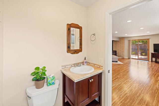 10 Boronda Way, Del Rey Oaks CA: https://media.crmls.org/mediaz/d4cfeb21-14c1-437a-b3bf-f92cca81404c.jpg