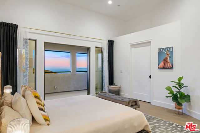 4756 Latigo Canyon Road, Malibu CA: https://media.crmls.org/mediaz/d4d0039e-3647-476e-abd6-17976db2f320.jpg