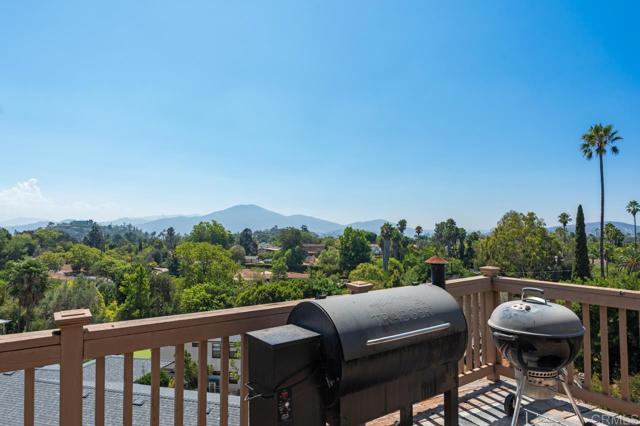 Detail Gallery Image 23 of 72 For 4814 Rushville Ln, La Mesa,  CA 91941 - 5 Beds | 2/1 Baths