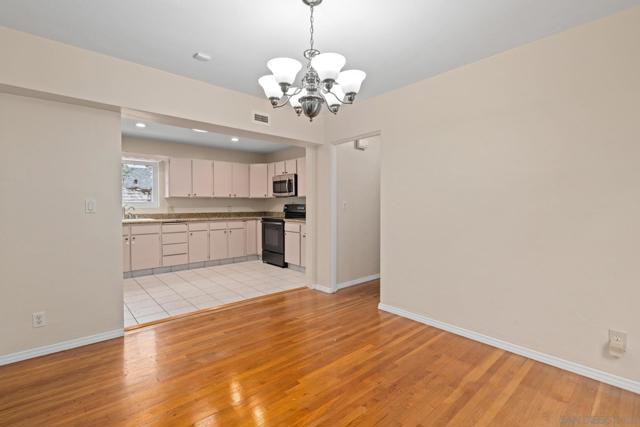 309 11 E Ave, Coronado CA: https://media.crmls.org/mediaz/d4d02f8f-5e2e-4496-827a-e3a19ba749d3.jpg