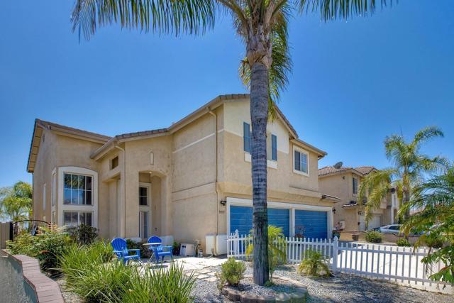 39513 Bonaire Way, Murrieta CA: https://media.crmls.org/mediaz/d4d0e043-dbd9-470f-b8e1-849bca039347.jpg