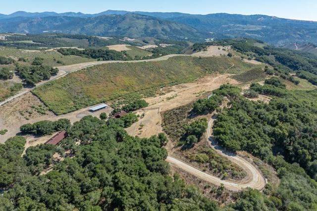 10265 Calle De Robles, Carmel Valley CA: https://media.crmls.org/mediaz/d4d16218-12e8-4eb3-87c7-70e9131827a2.jpg