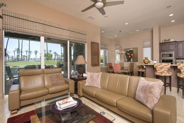 56588 S Palms Drive, La Quinta CA: https://media.crmls.org/mediaz/d4d2ea18-a65d-48ca-b7d6-658a1651aac4.jpg