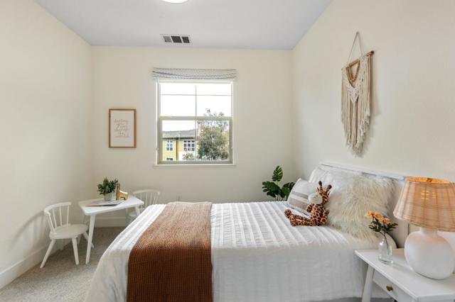 408 E 28th Avenue, San Mateo CA: https://media.crmls.org/mediaz/d4d2f8e7-5ff7-45d6-938c-e0f69cdb6fa1.jpg