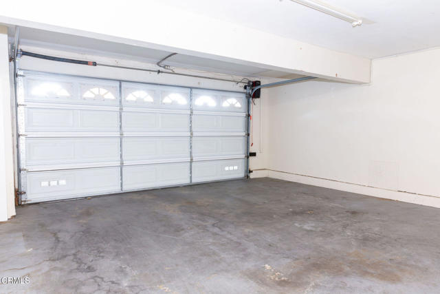 Detail Gallery Image 41 of 43 For 741 Warwick Ave, Thousand Oaks,  CA 91360 - 2 Beds | 1/1 Baths