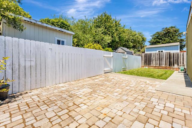 921 Newman Drive, South San Francisco CA: https://media.crmls.org/mediaz/d4d36302-2612-4b0f-b4a9-c4de86c8dee9.jpg