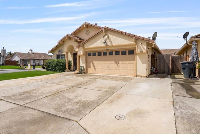 1001 Eagle Drive, Salinas CA: https://media.crmls.org/mediaz/d4d36be9-213e-45c0-94e5-4bec0841315a.jpg