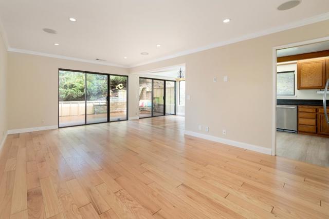 6 Sorrel Lane, San Carlos CA: https://media.crmls.org/mediaz/d4d3db02-bcc6-40d1-b47a-a1e6ff6870dc.jpg