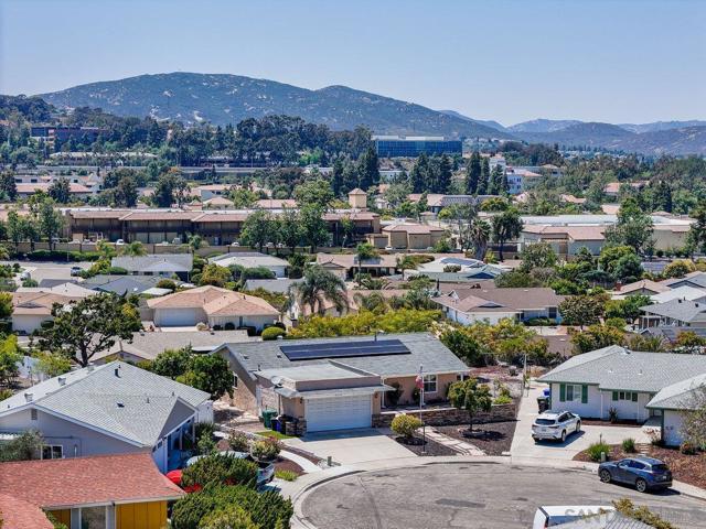 16710 Obispo Lane, San Diego CA: https://media.crmls.org/mediaz/d4d4ac83-6318-435a-920d-17adb1302c05.jpg