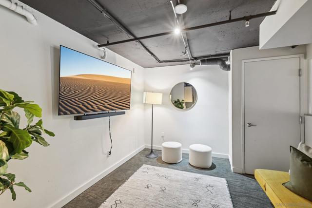 777 6Th Ave, San Diego CA: https://media.crmls.org/mediaz/d4d604b3-71ce-4962-b8ec-6f7c56e05f3e.jpg