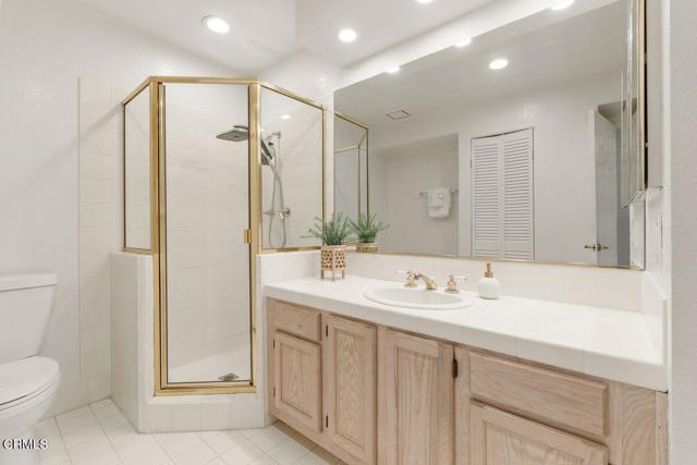 Detail Gallery Image 15 of 28 For 238 Camino Toluca, Camarillo,  CA 93010 - 2 Beds | 2/1 Baths