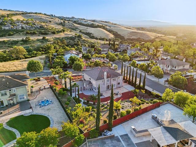 4715 Whitetail Lane, San Jose CA: https://media.crmls.org/mediaz/d4d6a24e-37eb-4dd4-bf2e-de176754e5de.jpg