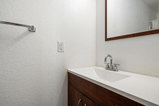 675 N Los Felices Circle W #204, Palm Springs, CA 92262
