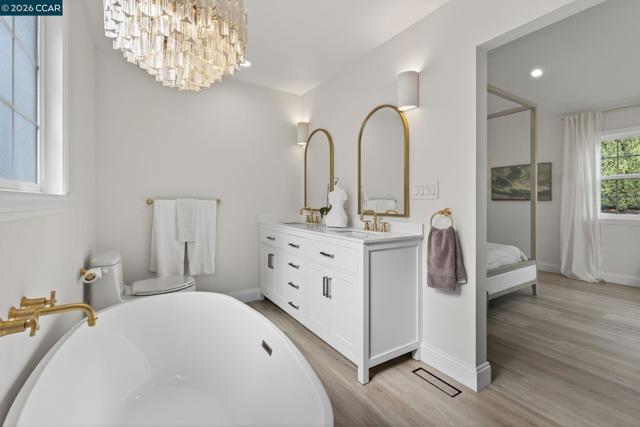 Image 17 of 41 For 1656 Foothill Park Circle