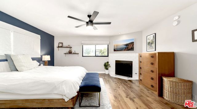 4315 Duquesne Avenue, Culver City CA: https://media.crmls.org/mediaz/d4d728ab-6af7-44f9-835f-272d9c8826b8.jpg