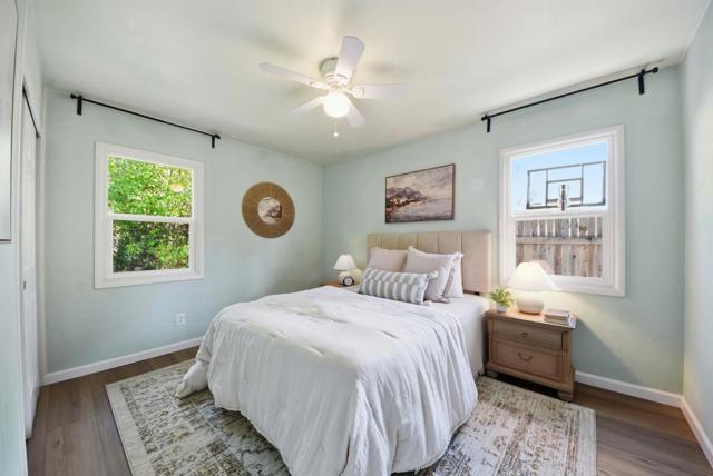 Image 19 of 31 For 240 Sawyer Street