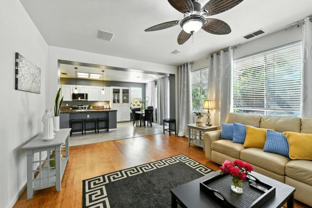 4111 Windsong Street, Sacramento CA: https://media.crmls.org/mediaz/d4d77973-601d-4094-b725-1bb066510b54.jpg