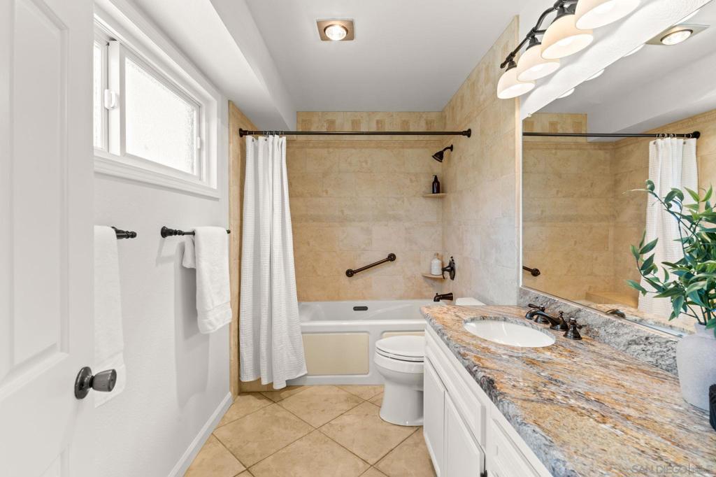 3435 Reynard - photo 18