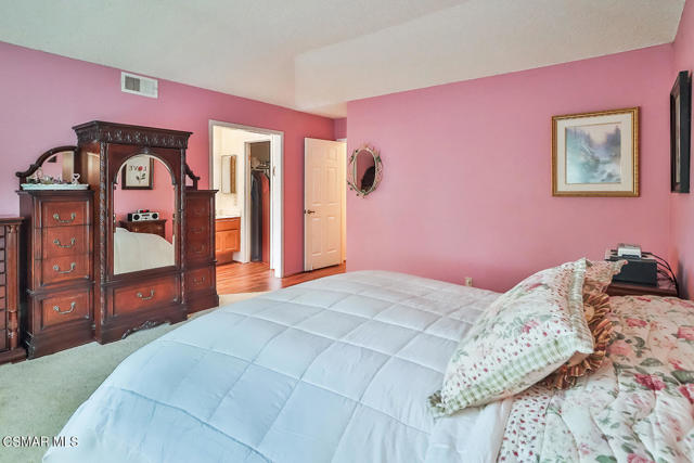 3616 Pebble Place, Newbury Park CA: https://media.crmls.org/mediaz/d4d7e922-acd0-4ba4-990d-17c485f79b00.jpg
