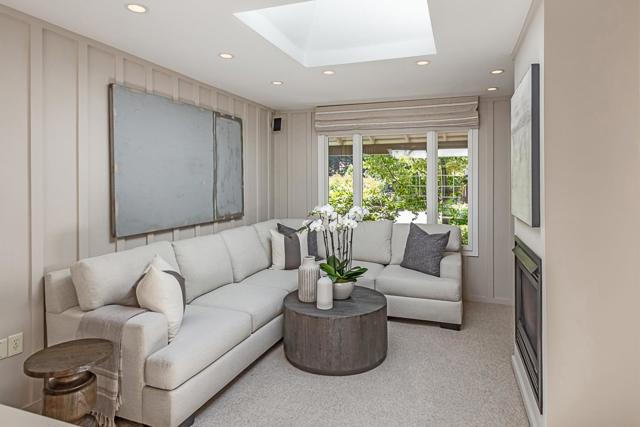 3 Wyndham Drive, Portola Valley CA: https://media.crmls.org/mediaz/d4d87e2e-8bbe-4d0b-91f6-88375794114f.jpg