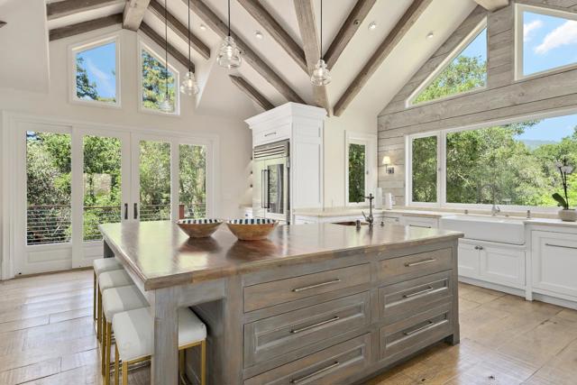 3 Vintage Court, Woodside CA: https://media.crmls.org/mediaz/d4d8fc98-6048-45d8-b993-b75fd9b62f42.jpg