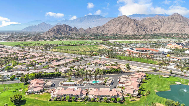 78179 Crimson Court, La Quinta CA: https://media.crmls.org/mediaz/d4da7796-4e03-446c-a458-fa25681bf46b.jpg