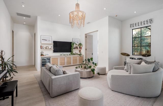 14783 Roxbury Terr., Rancho Santa Fe CA: https://media.crmls.org/mediaz/d4da924b-2531-45cf-98b6-7ae6948243f6.jpg