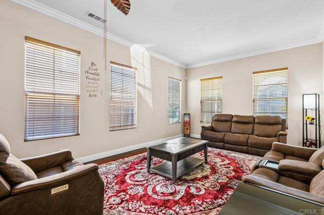 Detail Gallery Image 7 of 38 For 418 Corte Calypso, Chula Vista,  CA 91914 - 4 Beds | 2/1 Baths