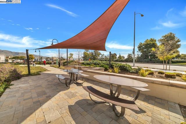 418 Desert Holly St, Milpitas CA: https://media.crmls.org/mediaz/d4db702b-fe85-463f-a0a1-23ea87084e5f.jpg