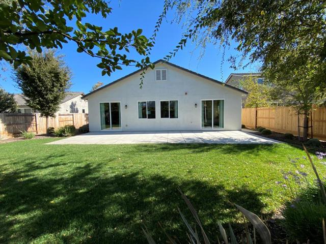 1656 Dolomite Drive, Los Banos CA: https://media.crmls.org/mediaz/d4dc5ddd-b497-4865-ad11-0617bbe4c4da.jpg