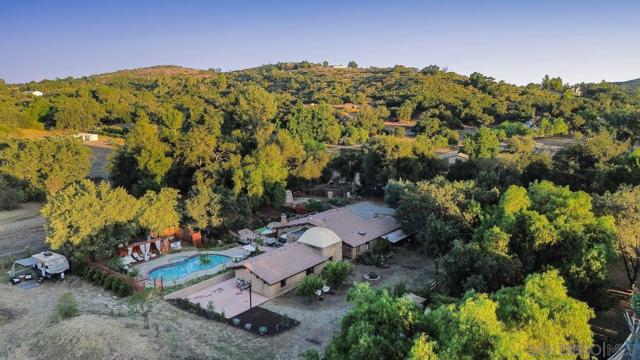 18940 Littlefield Lane, Valley Center CA: https://media.crmls.org/mediaz/d4dc64bd-0ed0-48f2-8586-f32772568afc.jpg