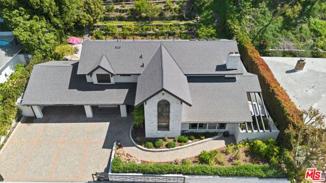 Drew Fenton | 1060 Chantilly Road Los Angeles CA | MLS: 7138387