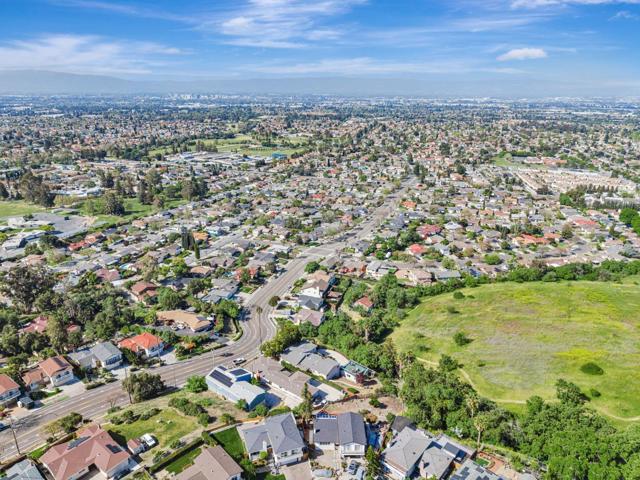 3449 Suncrest Avenue, San Jose CA: https://media.crmls.org/mediaz/d4dca5db-cc0a-405c-bd3e-8afdbd5dadd4.jpg