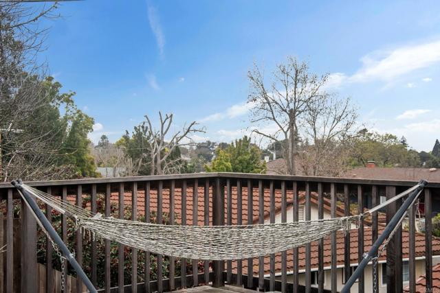 Detail Gallery Image 33 of 37 For 241 Howard Ave, Vallejo,  CA 94589 - 3 Beds | 2 Baths