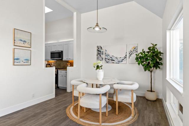 614 Portofino Lane, Foster City CA: https://media.crmls.org/mediaz/d4dcc63d-b8ab-40c5-bdd7-e2a3d37fe49a.jpg