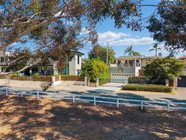 1108 Madison Ave, San Diego CA: https://media.crmls.org/mediaz/d4dce721-758d-4946-84a6-79b0dfb0acb9.jpg