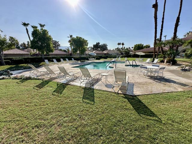 212 S Kavenish Drive, Rancho Mirage CA: https://media.crmls.org/mediaz/d4df88b3-78b1-4f8c-9048-c71613d88e73.jpg