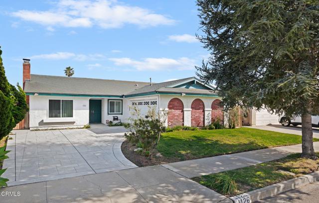 Detail Gallery Image 1 of 1 For 1126 Lawrence Way, Oxnard,  CA 93035 - 4 Beds | 2 Baths