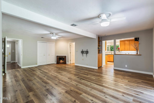 4308 Hayman Avenue, La Canada Flintridge CA: https://media.crmls.org/mediaz/d4e0e087-00d5-49fb-a9b2-600cf2be57b7.jpg