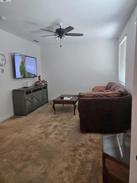 5301 E Commerce Way, Sacramento CA: https://media.crmls.org/mediaz/d4e10663-68f5-4d6b-8264-a8d6d0274ea7.jpg