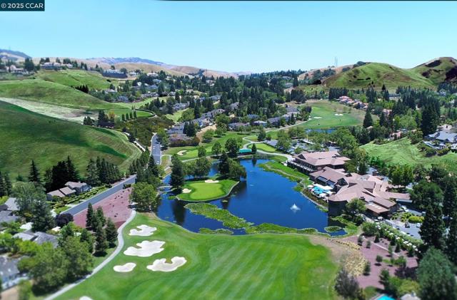 715 Blue Spruce Dr, Danville CA: https://media.crmls.org/mediaz/d4e110ed-138d-43f2-91fa-8caa0645c3db.jpg