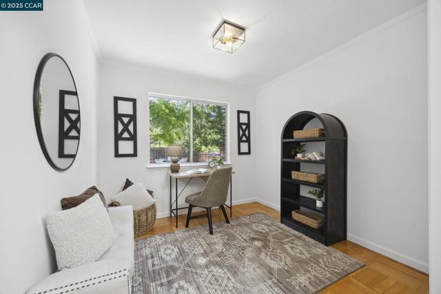 38 Oakdene Ct, Walnut Creek CA: https://media.crmls.org/mediaz/d4e169cd-209d-47db-ad19-b482ff197b07.jpg