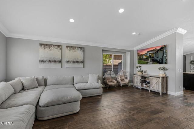 Detail Gallery Image 5 of 51 For 1129 1st St, Fillmore,  CA 93015 - 4 Beds | 2 Baths