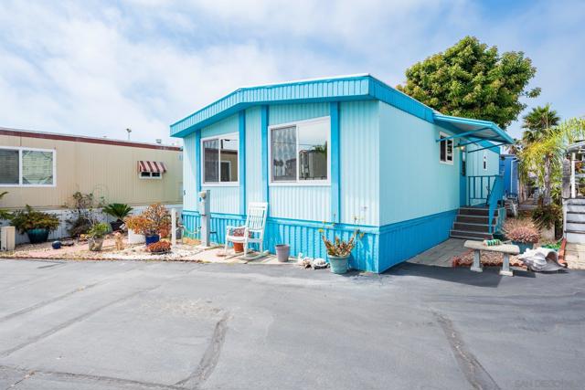 900 Cleveland, Oceanside, California 92054, 2 Bedrooms Bedrooms, ,2 BathroomsBathrooms,Residential,For Sale,Cleveland,240018540SD